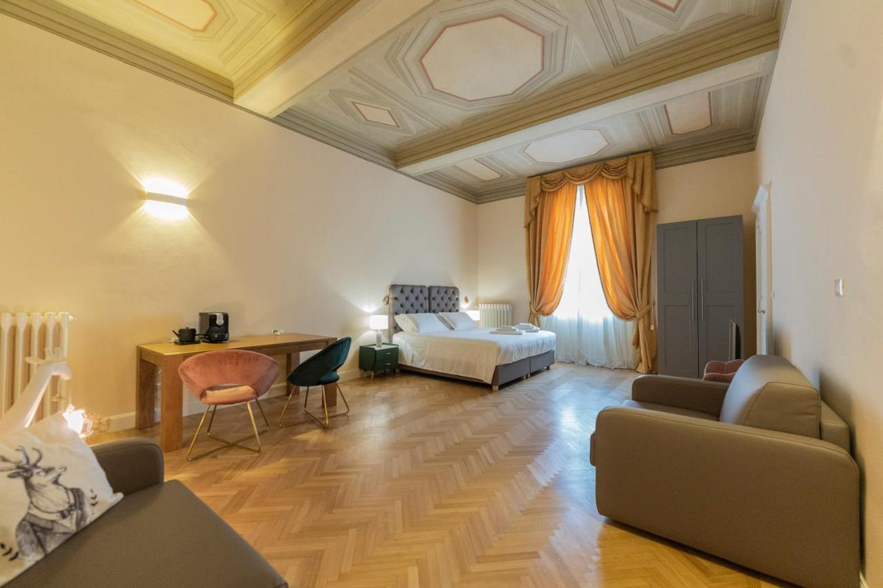 Aldrovandi Luxury Suites And Apartment Болоня Екстериор снимка