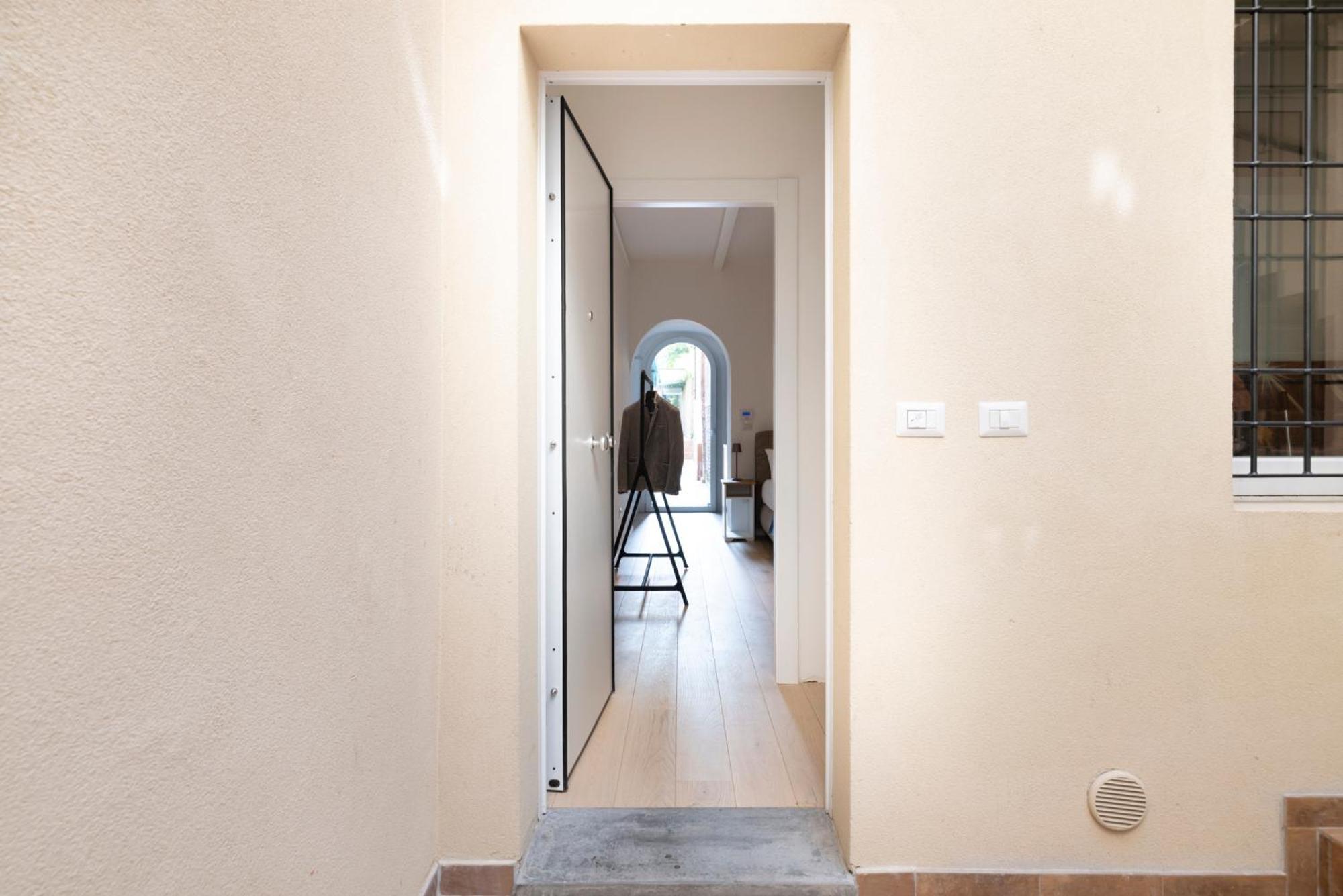 Aldrovandi Luxury Suites And Apartment Болоня Екстериор снимка